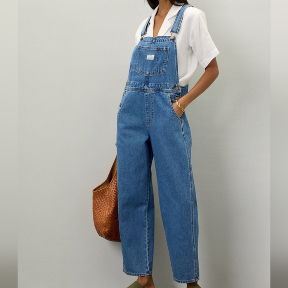 Levi's Premium Vintage Denim Overalls $128 - Picture 5 of 10